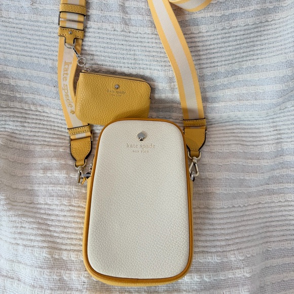 kate spade Handbags - Kate Spade Emma Mini Zip Crossbody *Brand New*